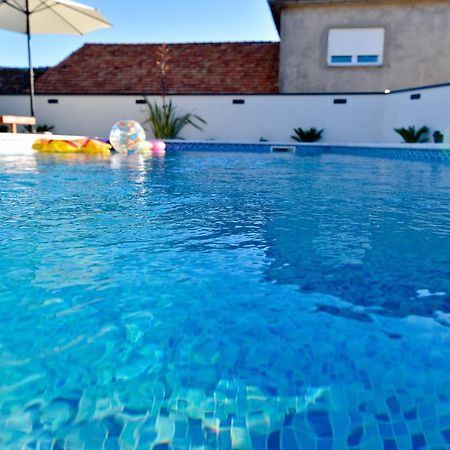Villa Navita Augustinus With Pool Debeljak Екстер'єр фото
