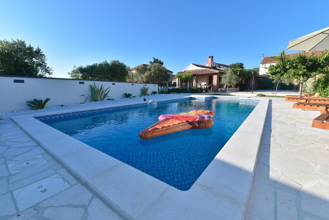 Villa Navita Augustinus With Pool Debeljak Екстер'єр фото